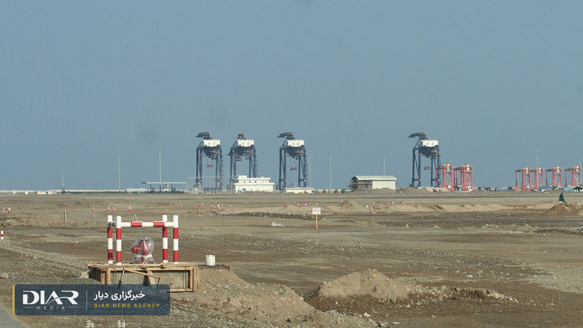 Umman'ın Suhar limanında Petro Dolphin tankerine İHA saldırısı; iki Hint denizci kayıp